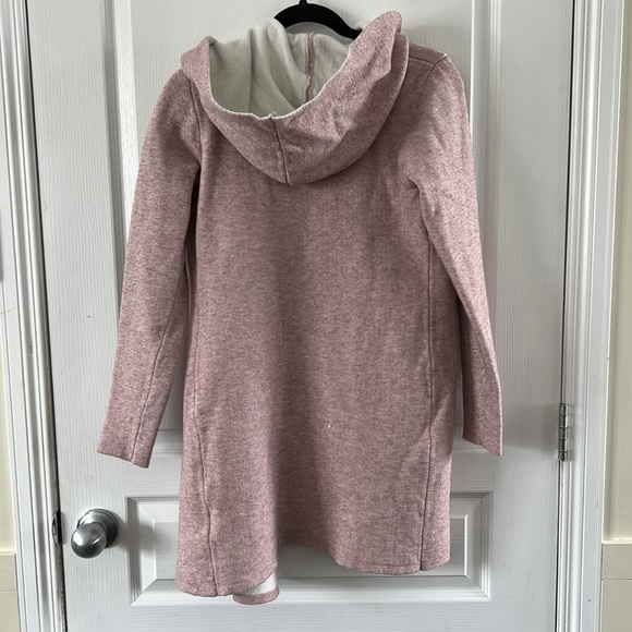 Le Chateau Cardigan - Picture 2 of 2